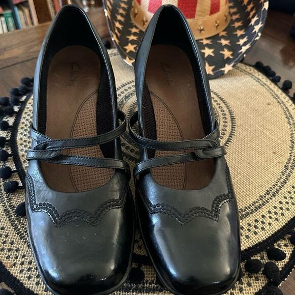Clarks Mary Jane Wedges Black Patent Leather Size 9 - Picture 1 of 10